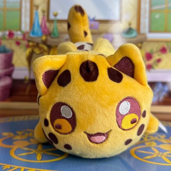 Aphmau MeeMeow | Cookie Cat Plush - Picture 2 of 7